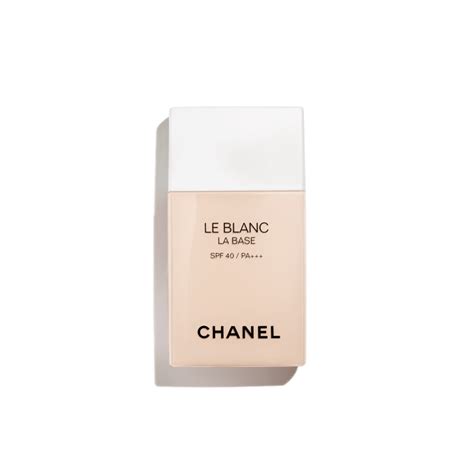 chanel la base rosee|LE BLANC LA BASE LÉGÈRE .